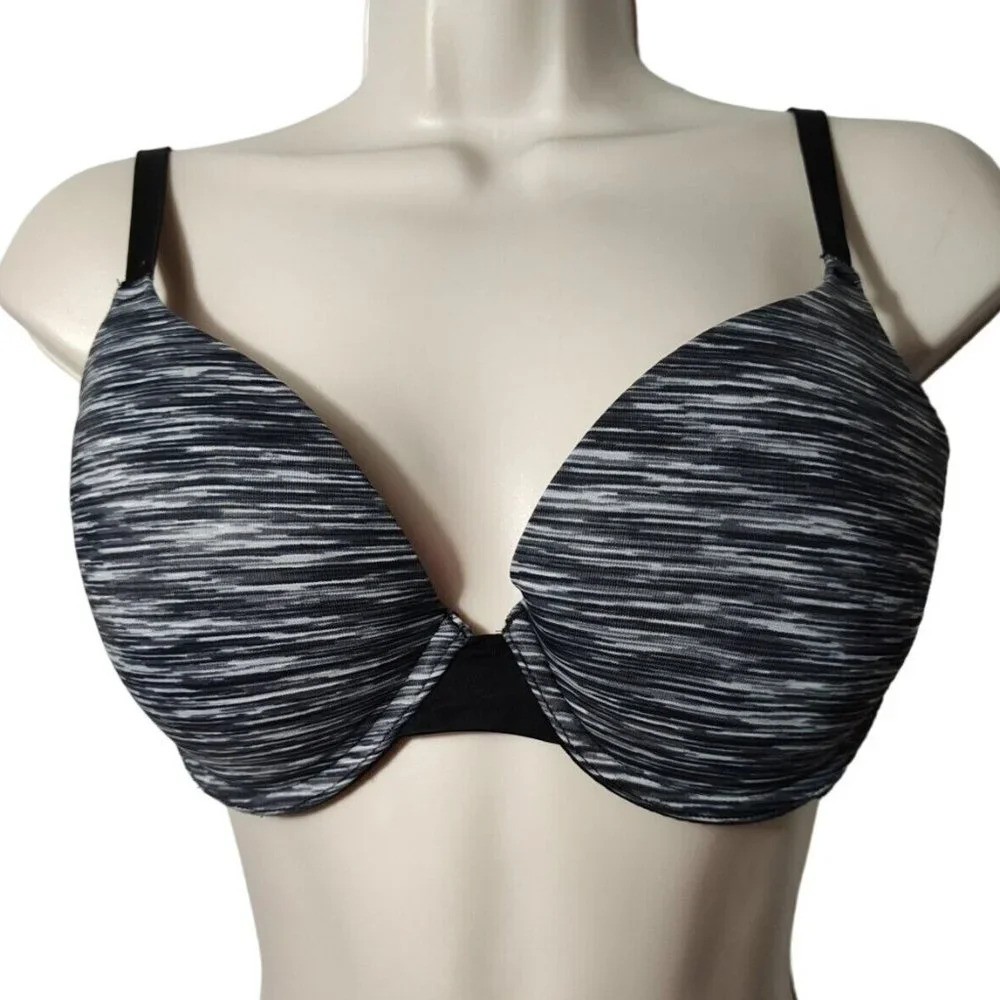 Victorias Secret PINK Wear Everywhere Push Up Pigeonnant Bra Size 32DD Black